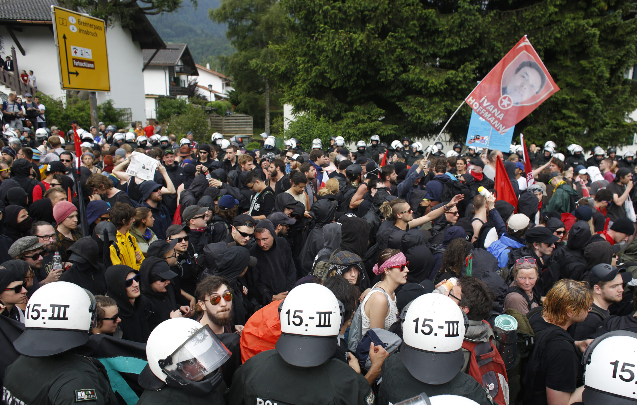 Thousands protest trade deal in Germany: ‘G7 go to hell’
