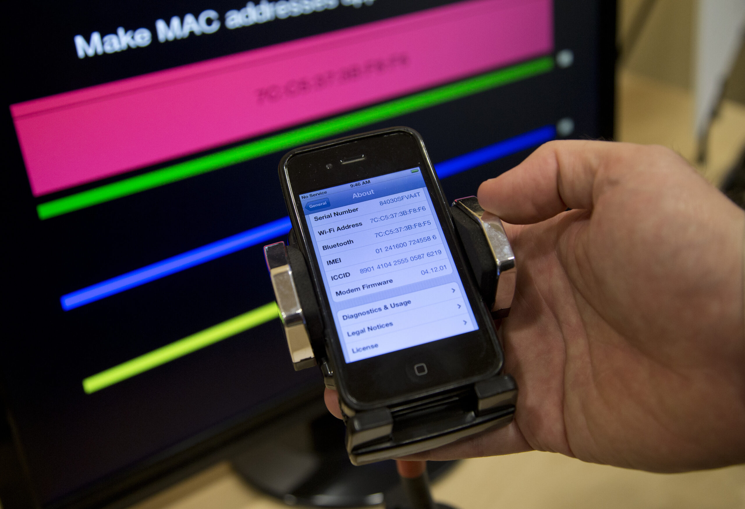 Stores can see where you go by tracking your phone