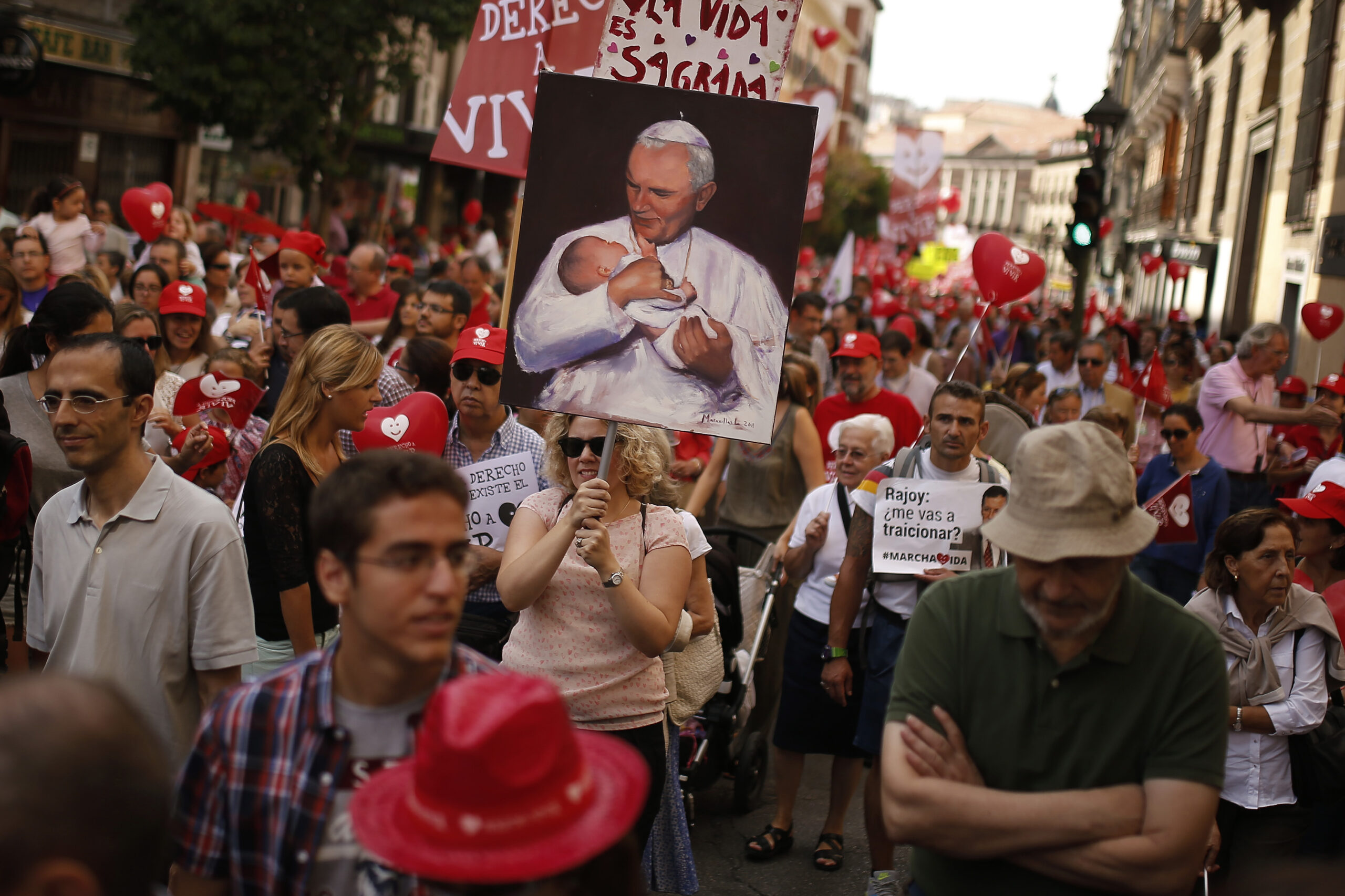 Spain scraps plan for tough abortion restrictions