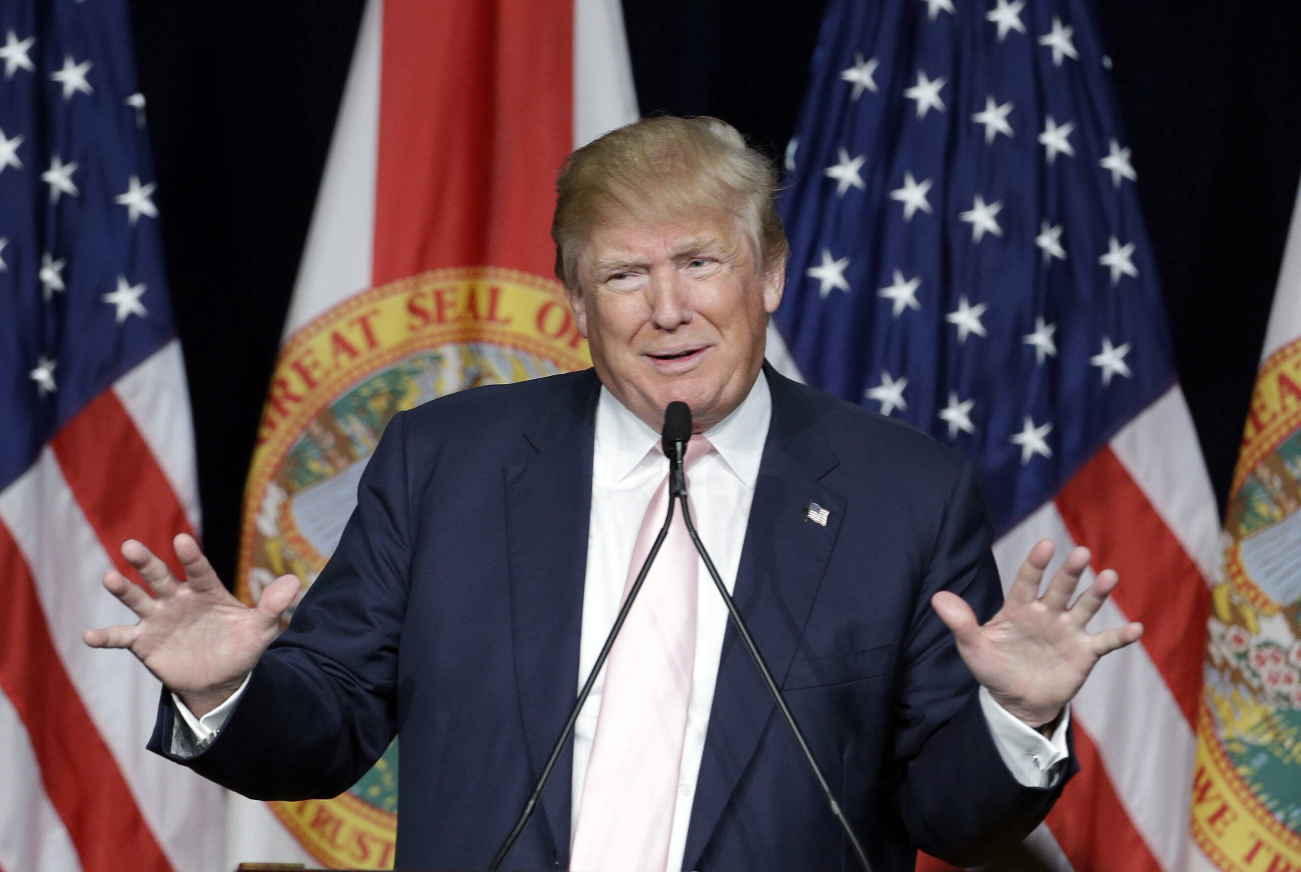 Trump: I tried to tell Carson about his Iowa lead ‘but he was sleeping’