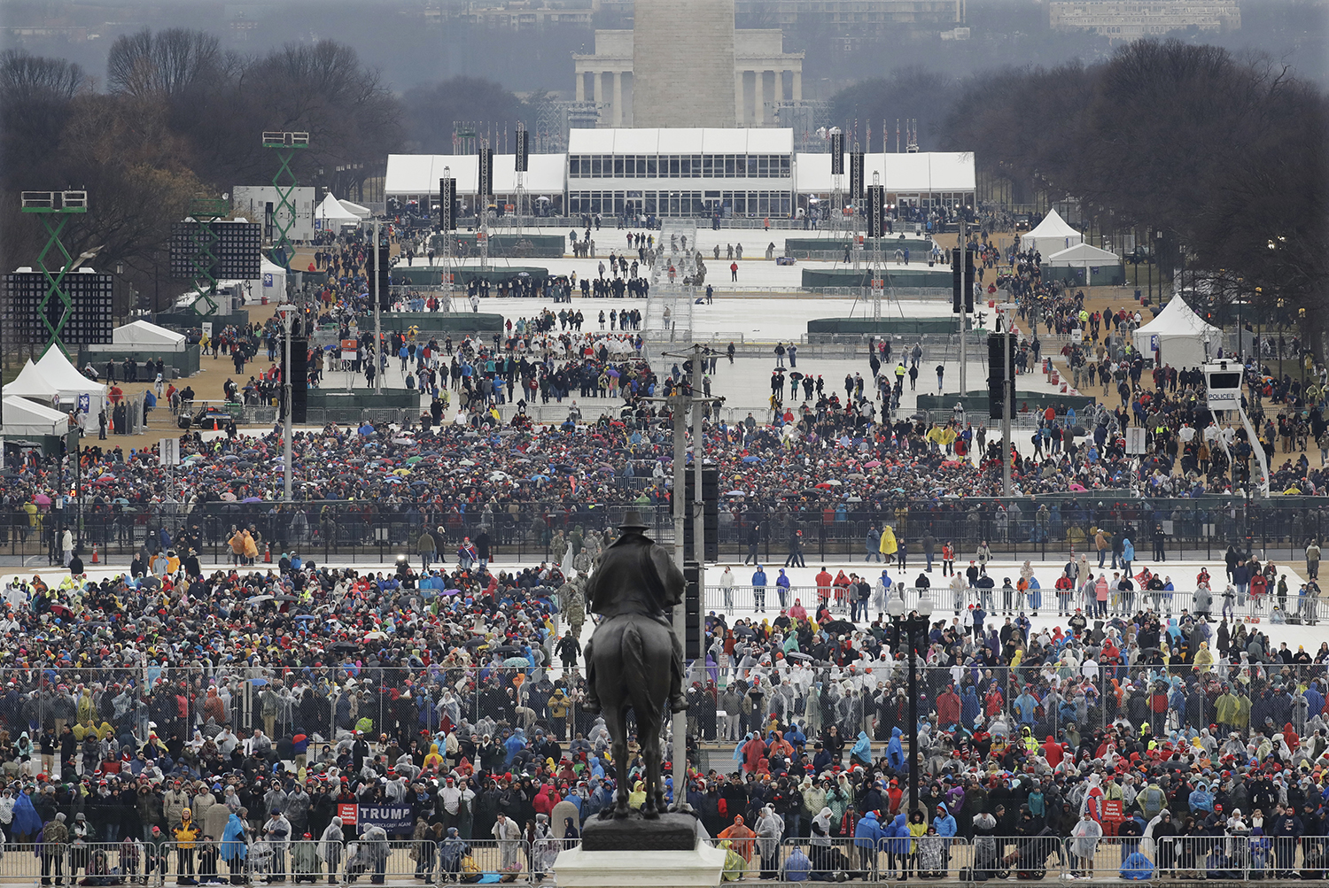 NPS offered ‘corrective messaging’ after White House raged over inauguration crowd photos