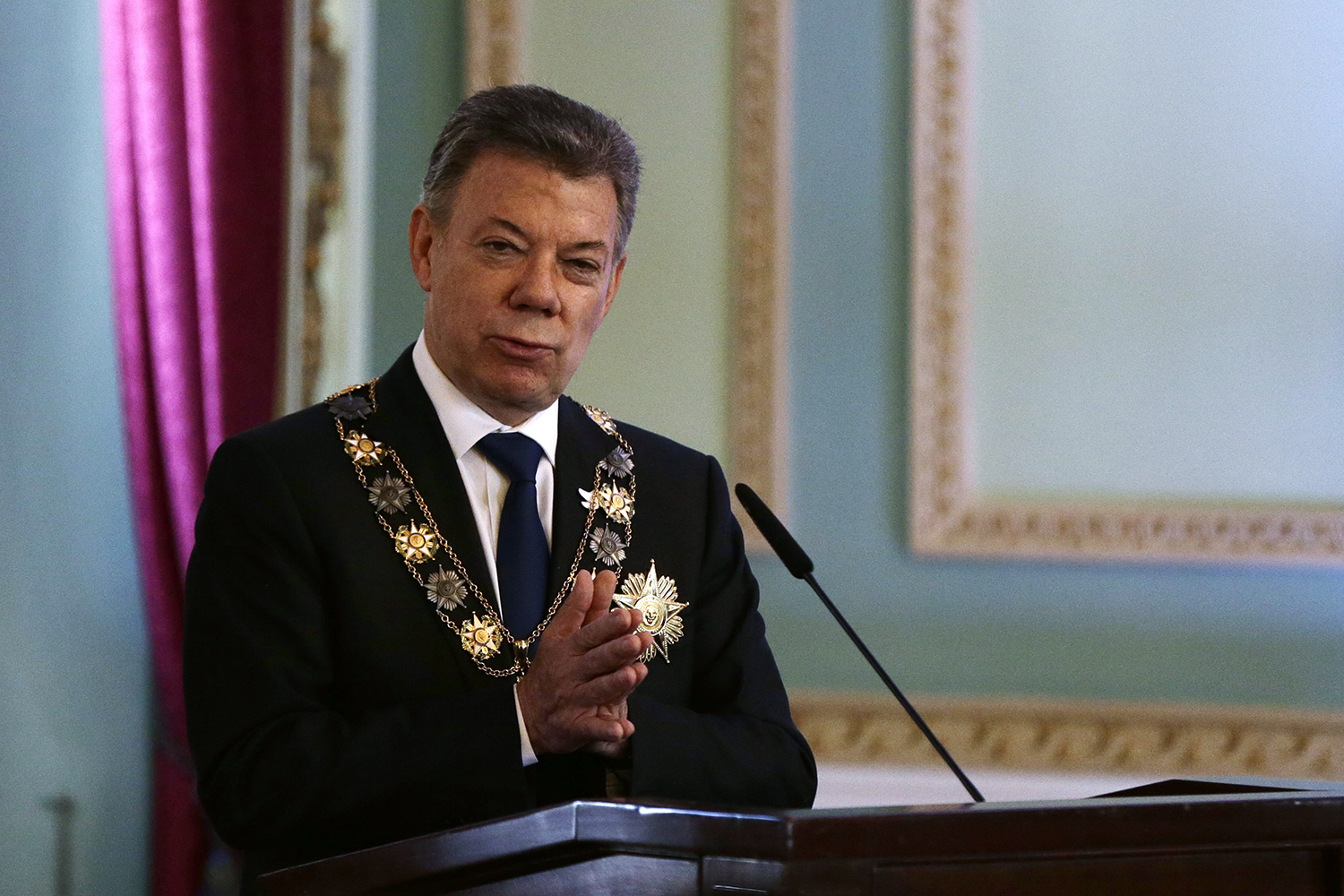 Trump to meet Colombian President Juan Manuel Santos in Washington