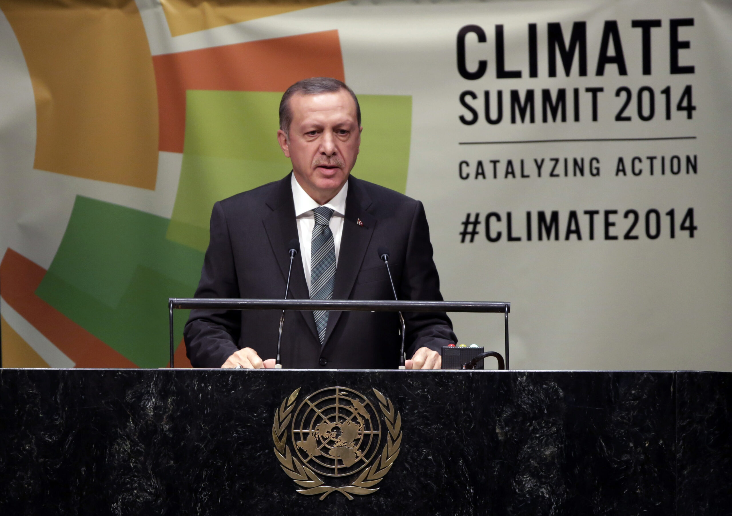 Turkey considers military role against ISIL