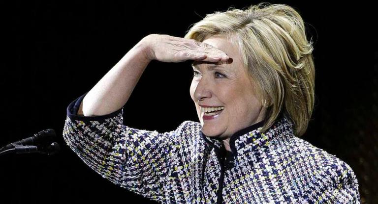 Sinatra endorses Hillary? Campaign takes line, ‘Start spreading the news’