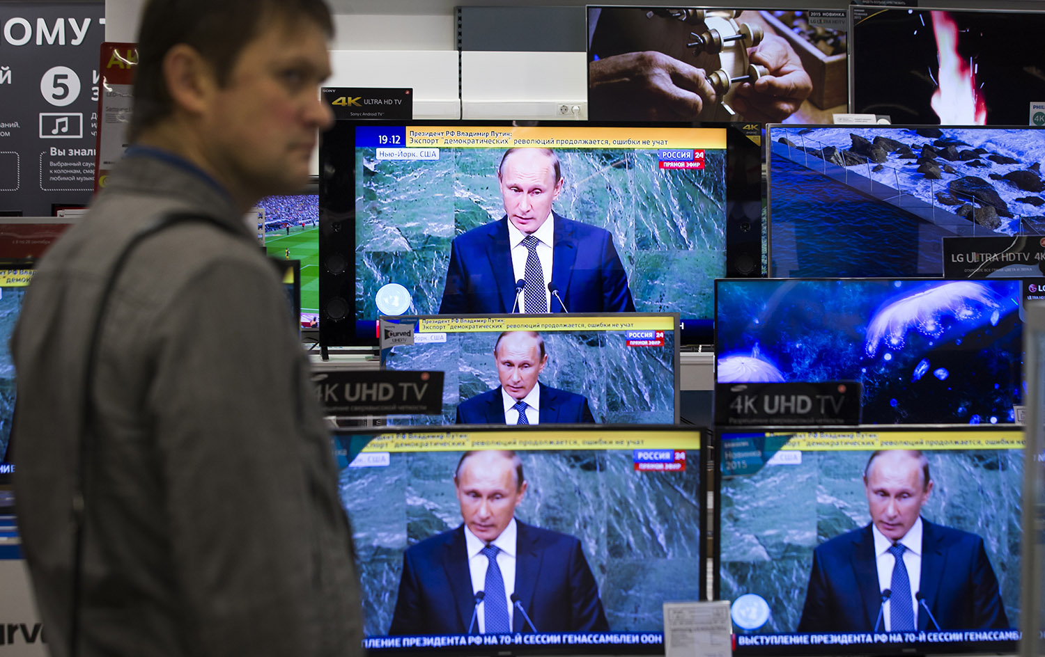 China calls off its coronavirus disinformation campaign, while Russia allows malign actors to continue