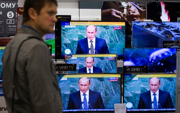 China calls off its coronavirus disinformation campaign, while Russia allows malign actors to continue