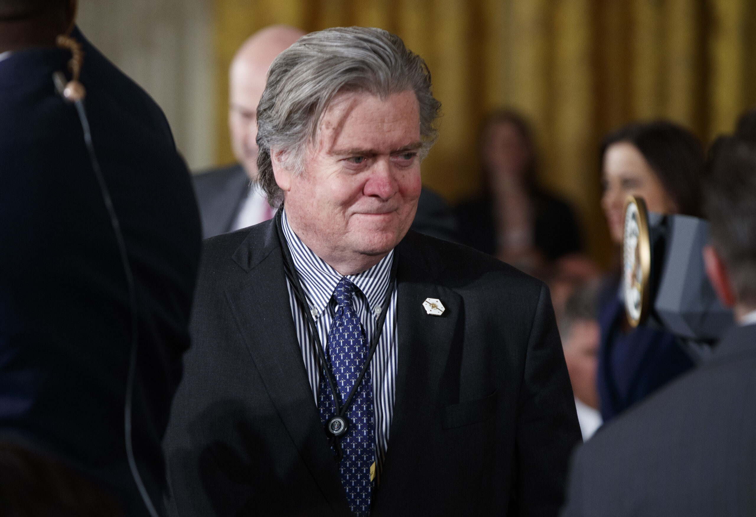 Trump touts support for Steve Bannon’s return to Breitbart: ‘Fake news needs the competition’