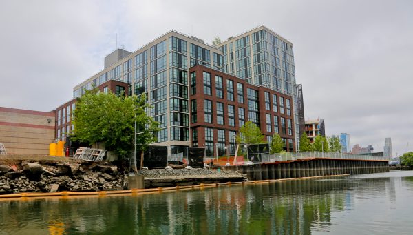 Baby boomers selling homes for apartments, biggest new renter group