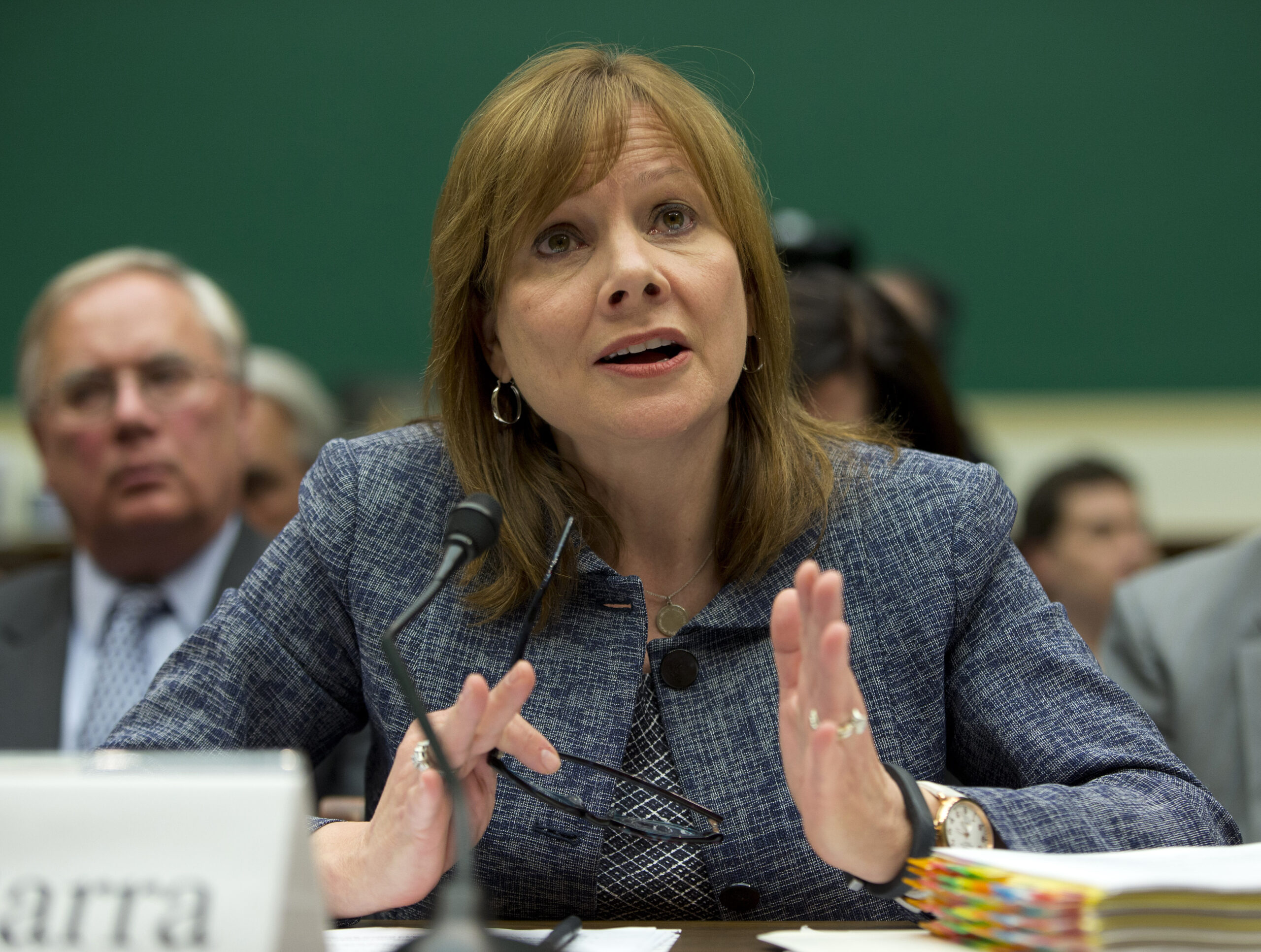 GM CEO Barra, chief investigator to testify