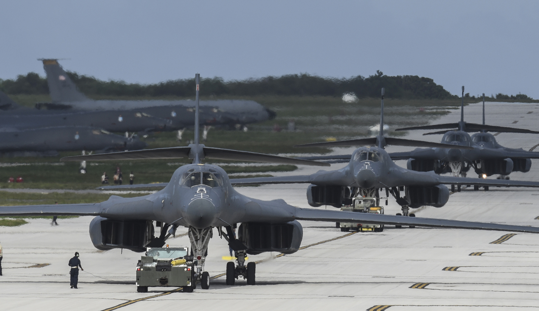 B-1 bomber fleet to resume flights this week after ejection seat investigation
