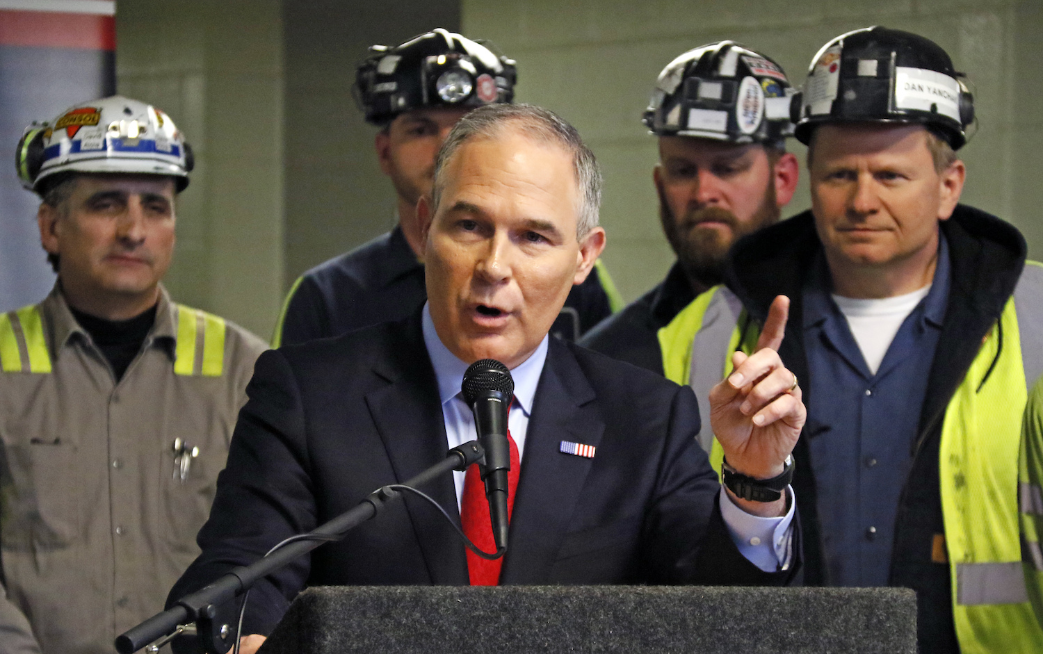 Trump’s EPA chief cancels GOP fundraiser after ethics complaint