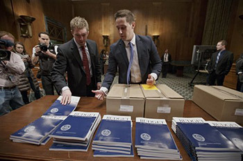 Obama aloofness hits new height on budget, sparks Hill anger