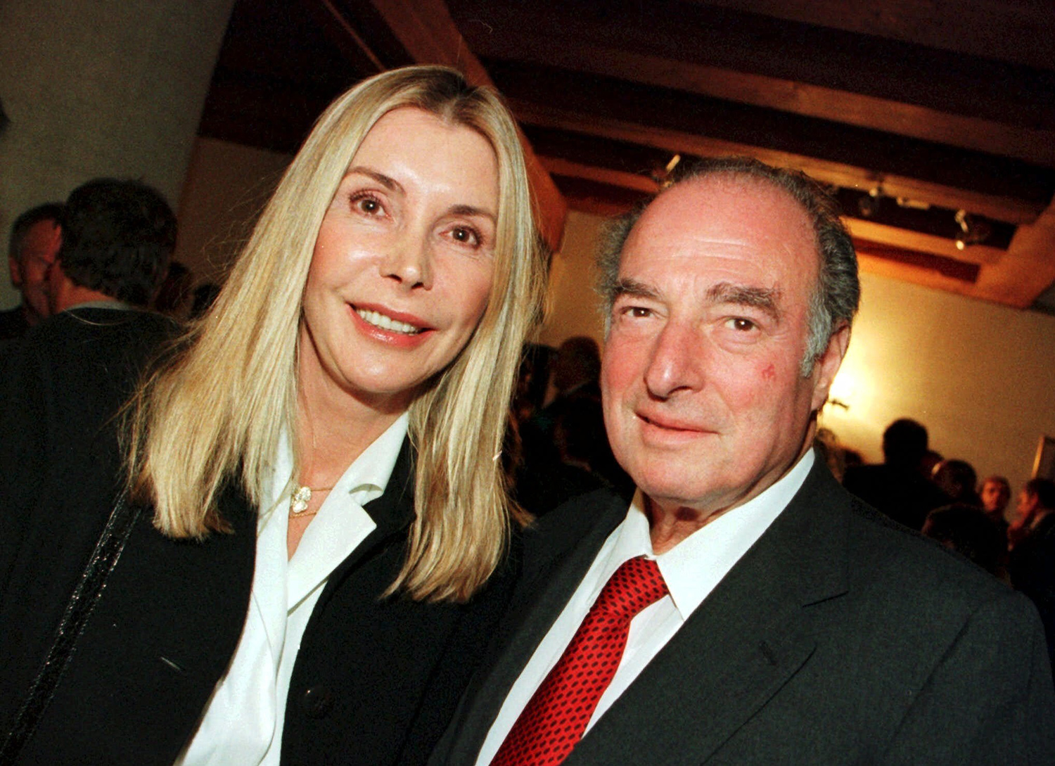 FBI releases documents on probe of Marc Rich pardon