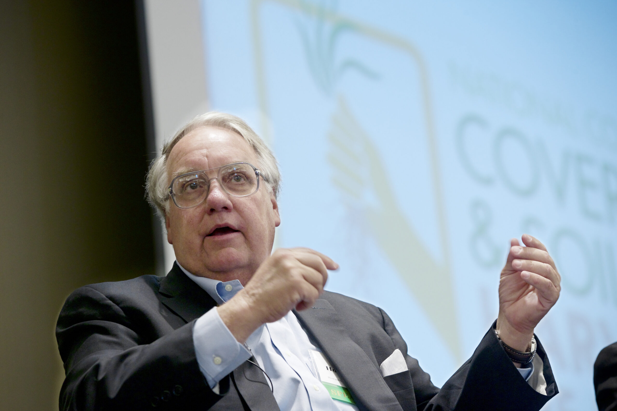 Howard Buffett, USDA, want farmers to protect soil