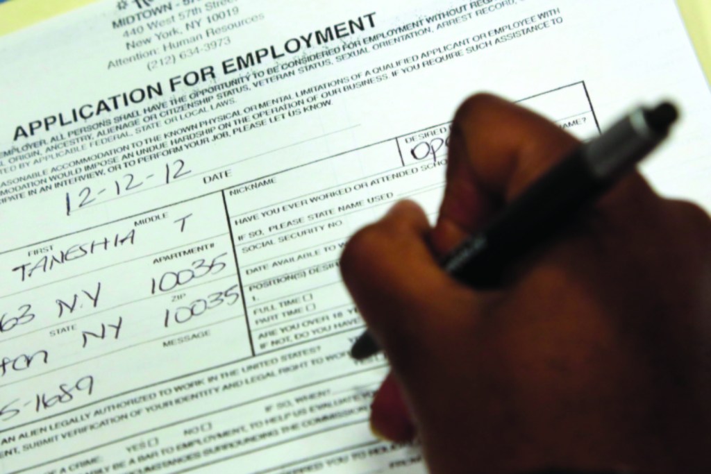 NextImg:More than 263,000 people file for unemployment, marking highest point in 4 years