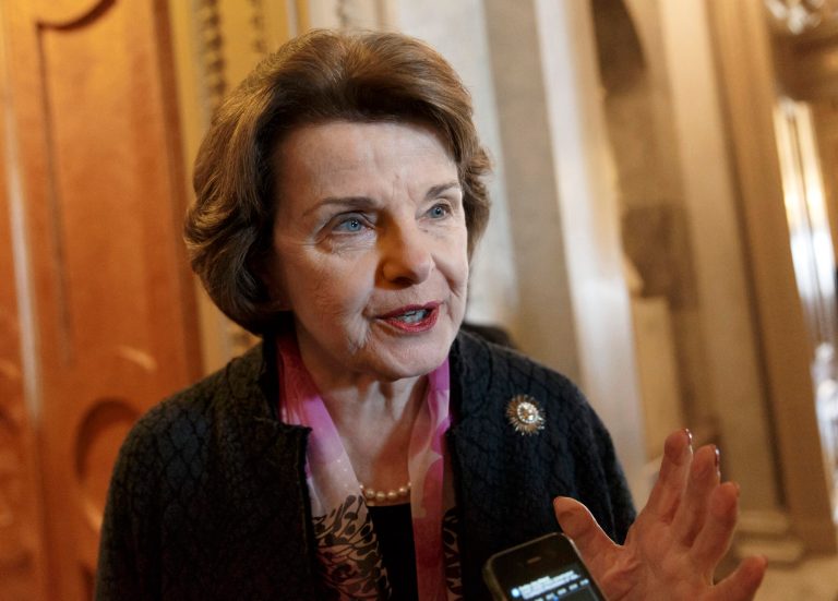 Dianne Feinstein asks White House to edit torture report