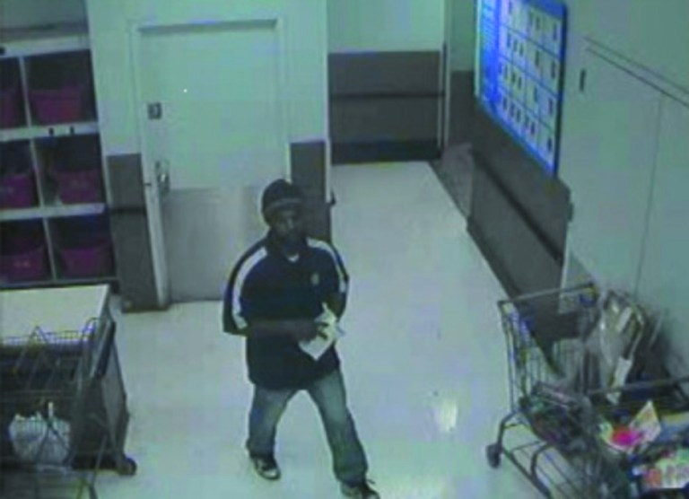 Woman robbed of Veterans Affairs check