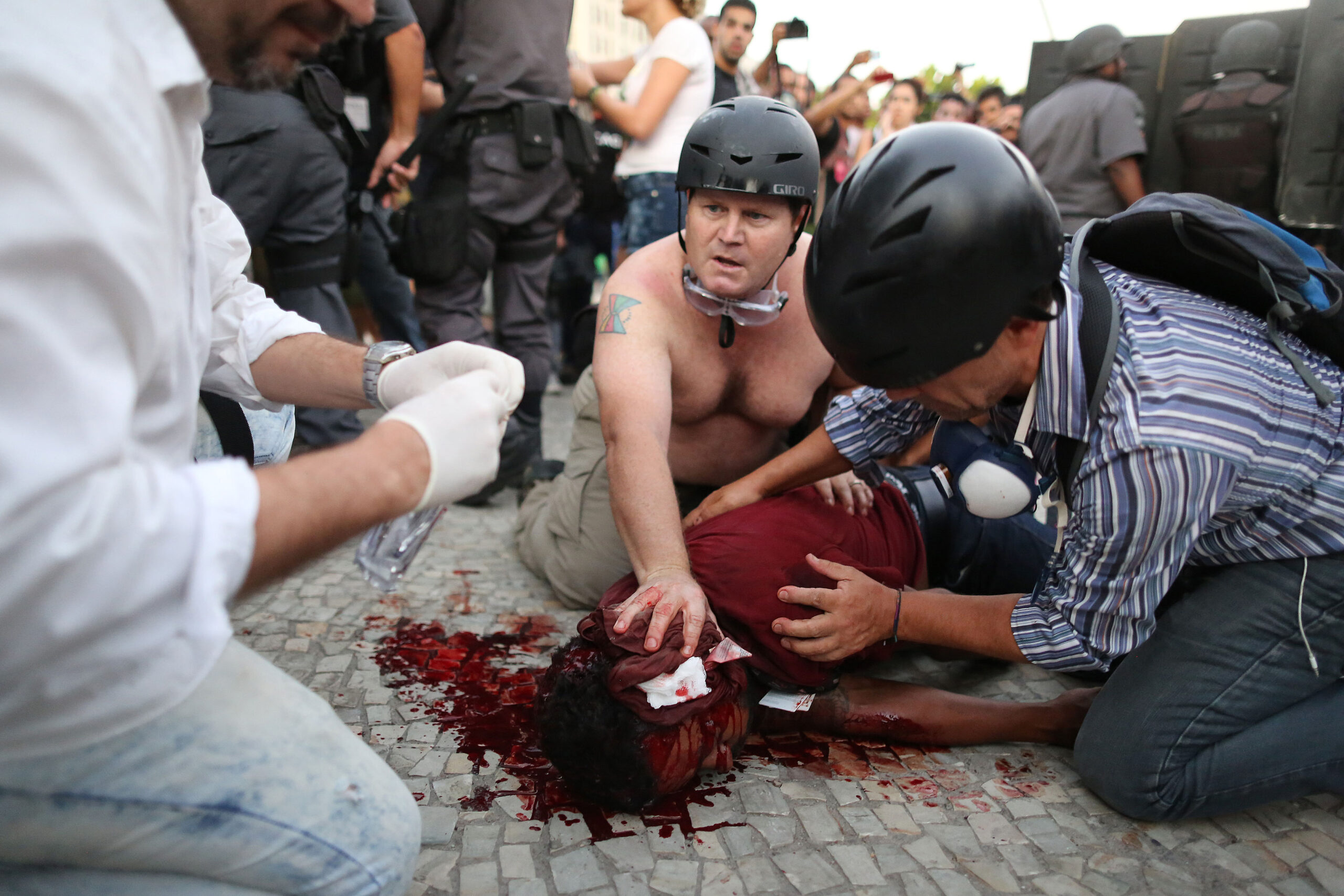 Violent clash at protest in Rio over fare hike
