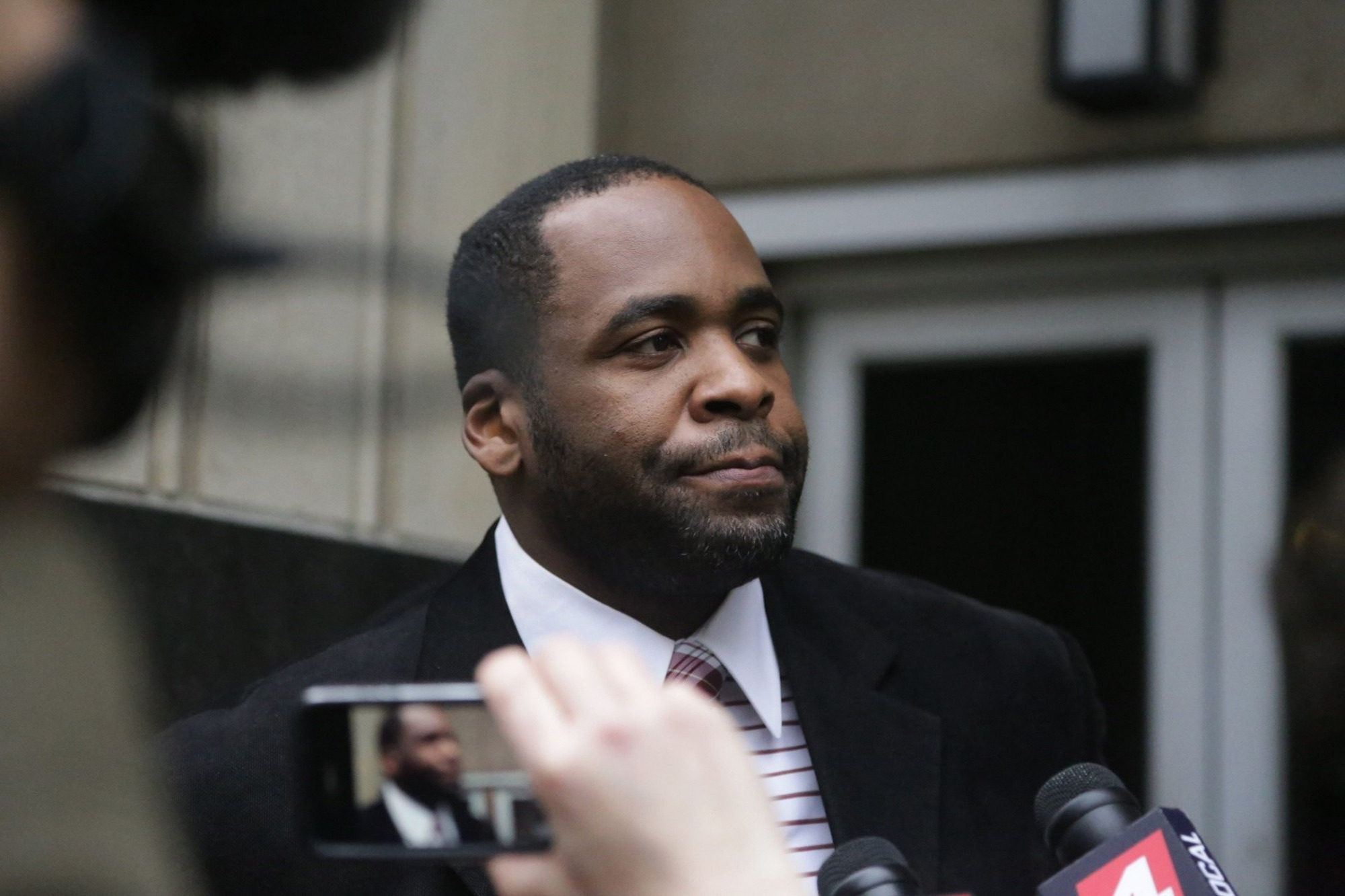Ex-Detroit mayor convicted, jailed until sentence