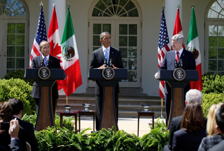 Obama warns court against killing health care law