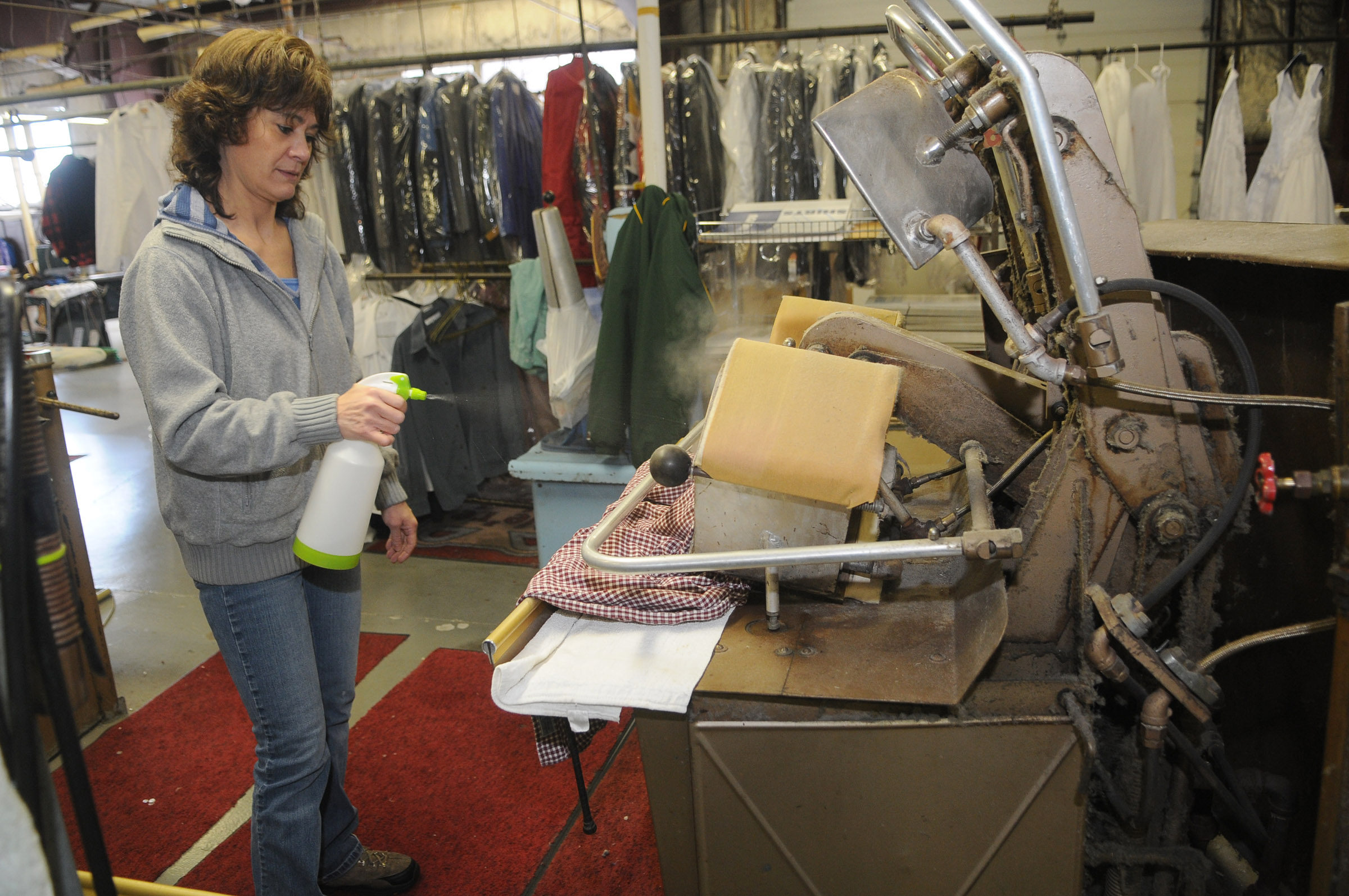 EPA takes aim at abandoned dry cleaners