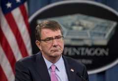 Middle East dominates Defense Secretary Ashton Carter’s conversation en route to Tokyo