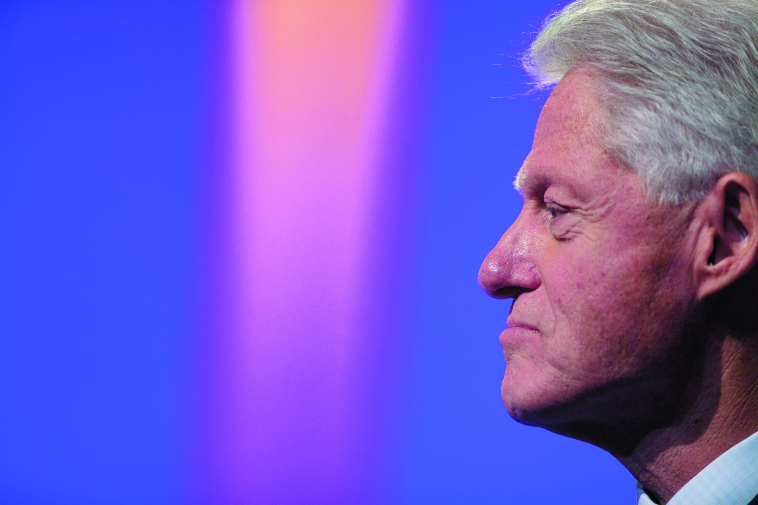 Clinton calls for action at start of NYC meeting