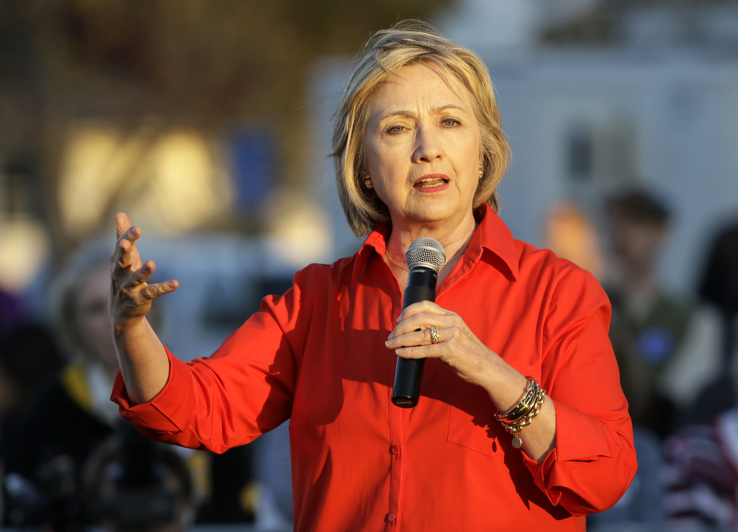 Middle East trumps gun control in Hillary talk