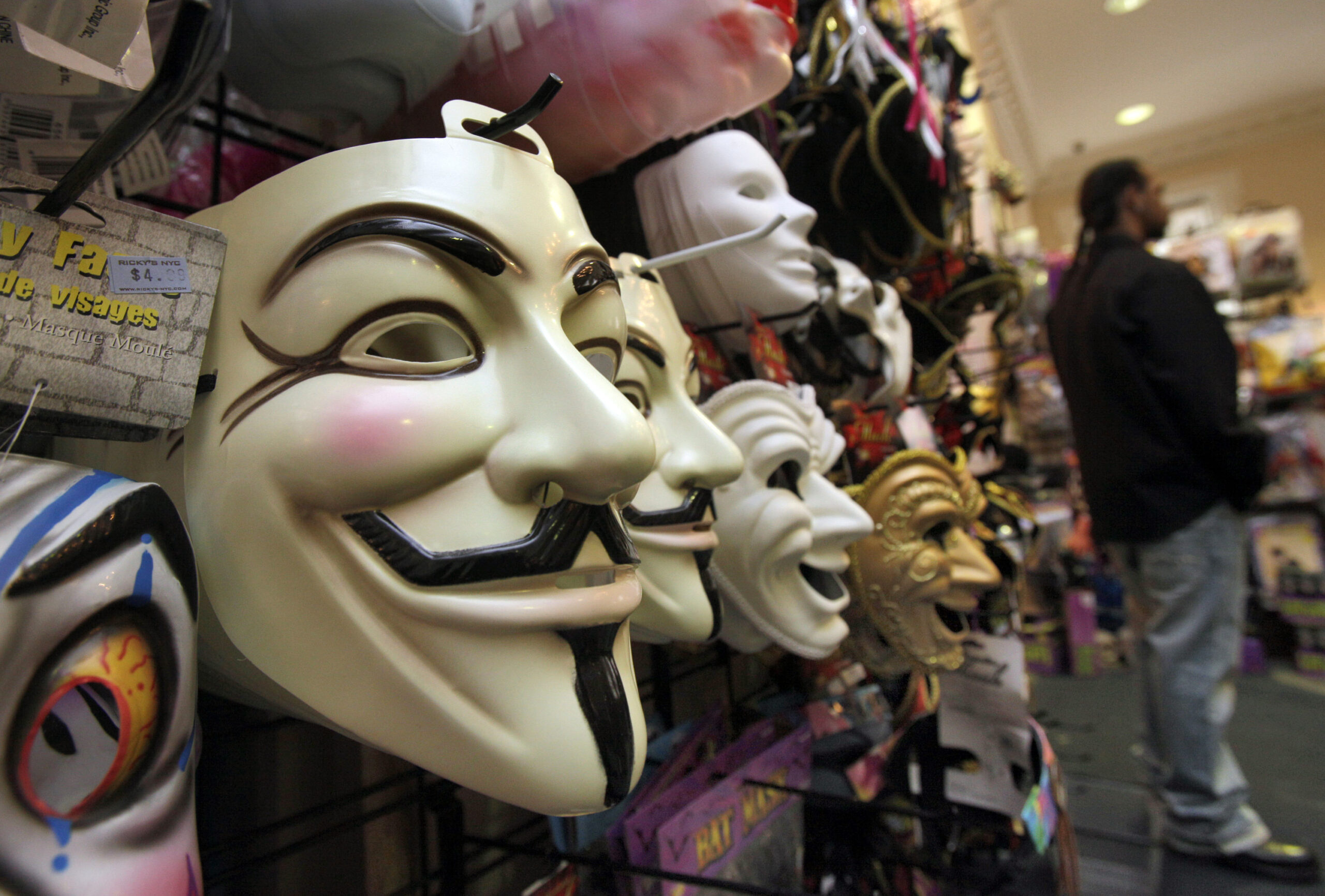 China’s airing of ‘V for Vendetta’ stuns viewers