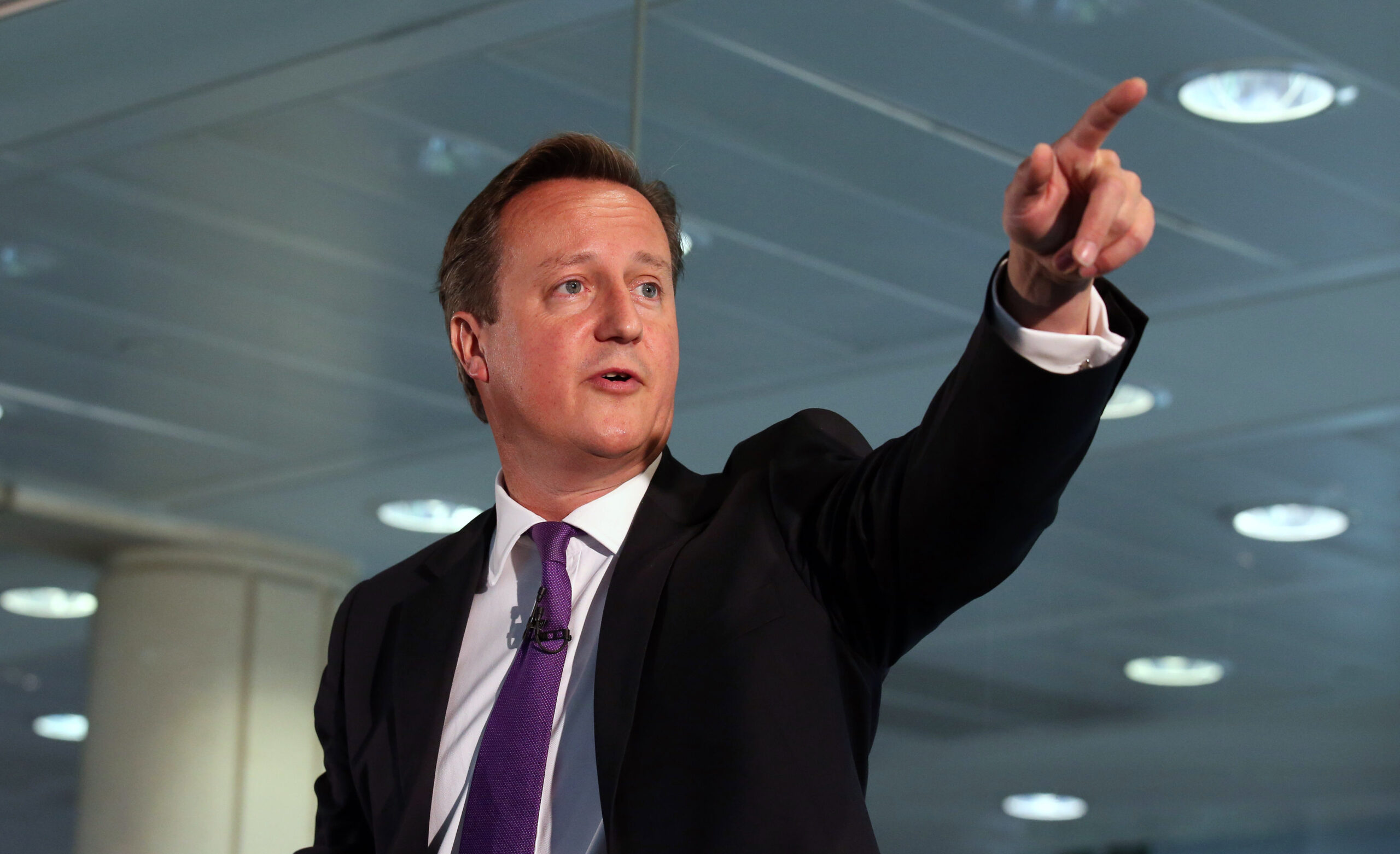 UK leader rushes to fend off Scottish independence