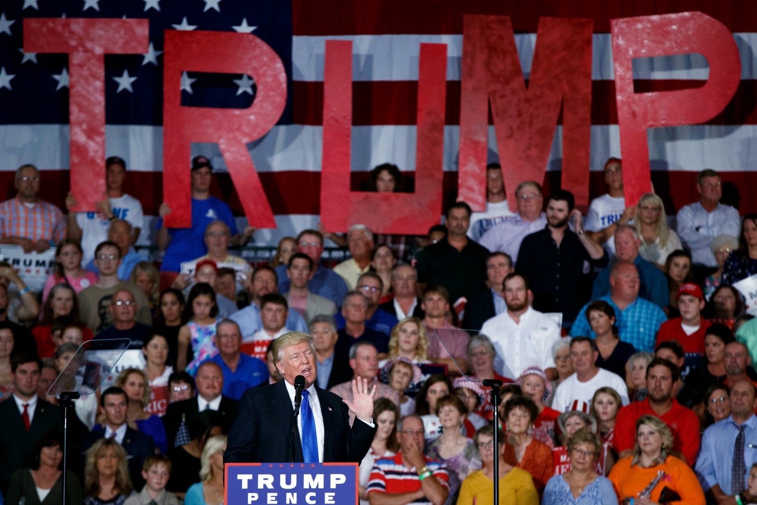 Trump hands Twitter off to his ‘team of deplorables’ for debate