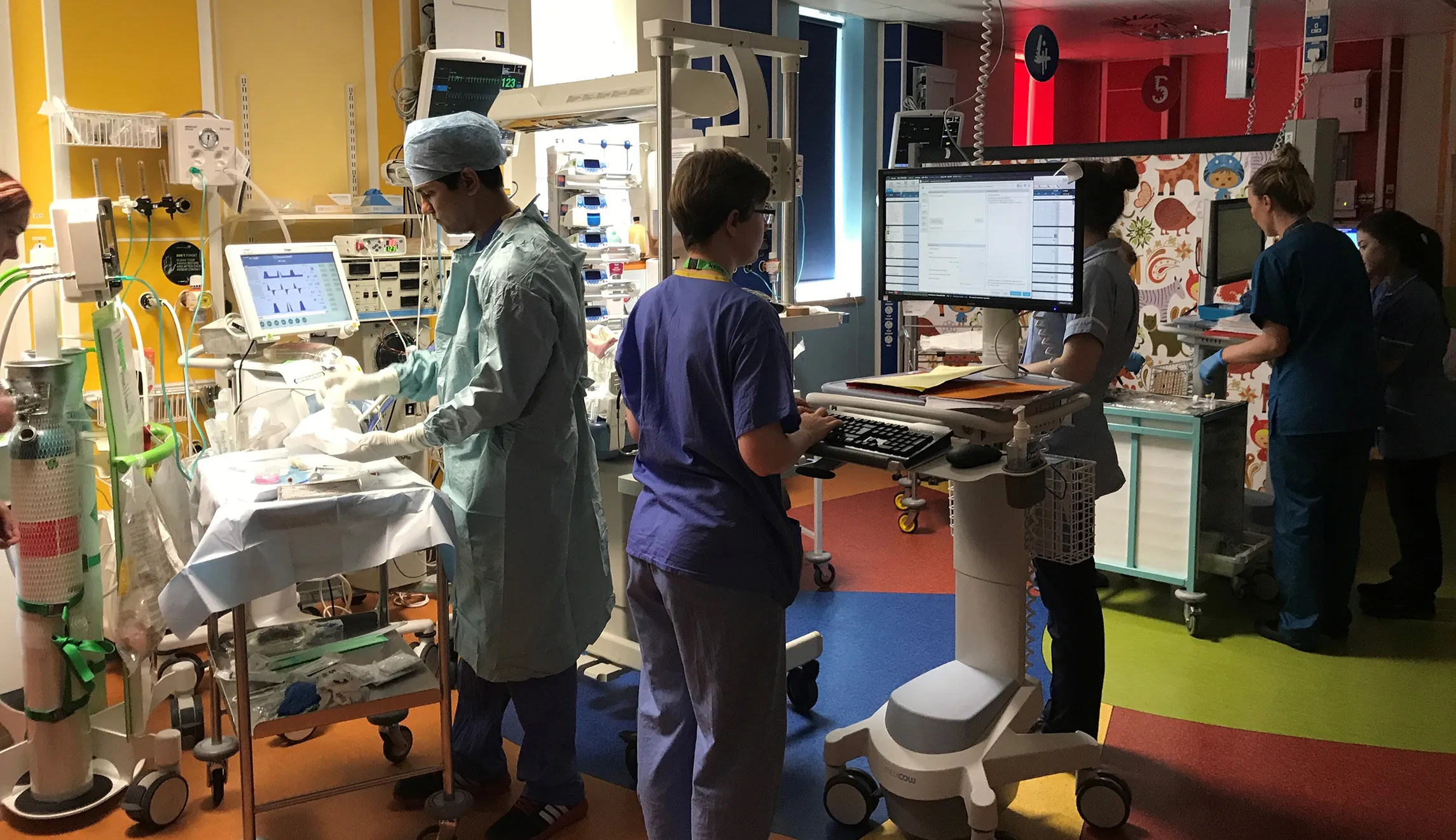 Socialized medicine update: Britain cancels 50,000 surgeries as NHS hospitals face winter crisis