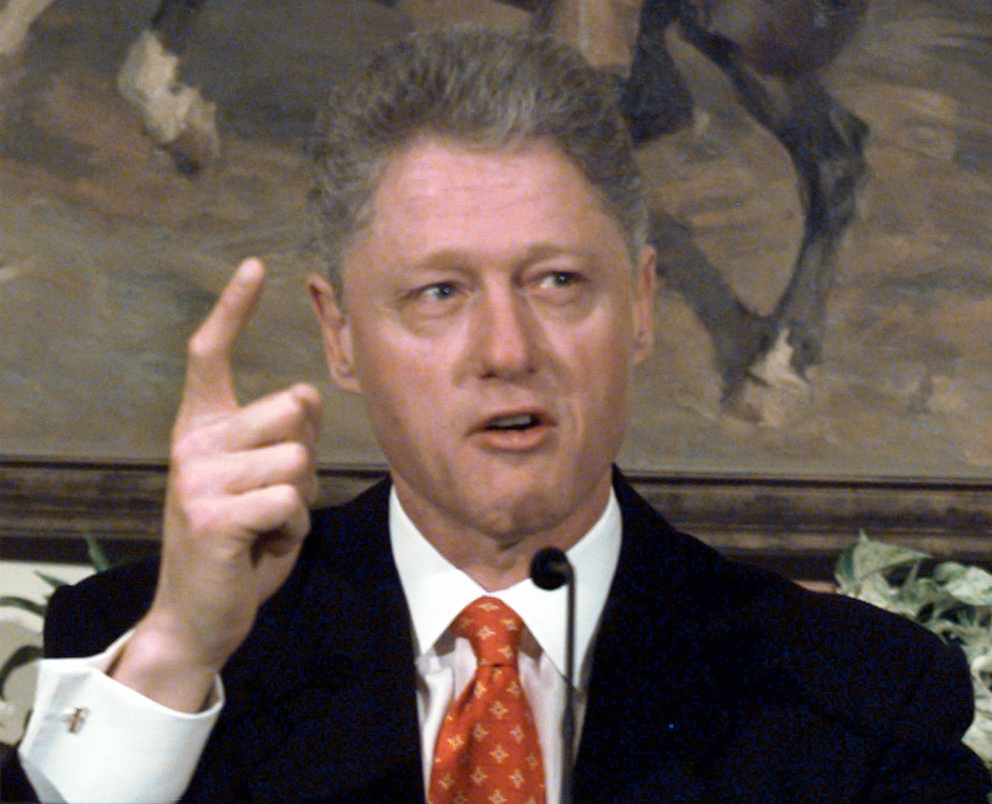GOP internal debate: Is party repeating mistakes of 1998?