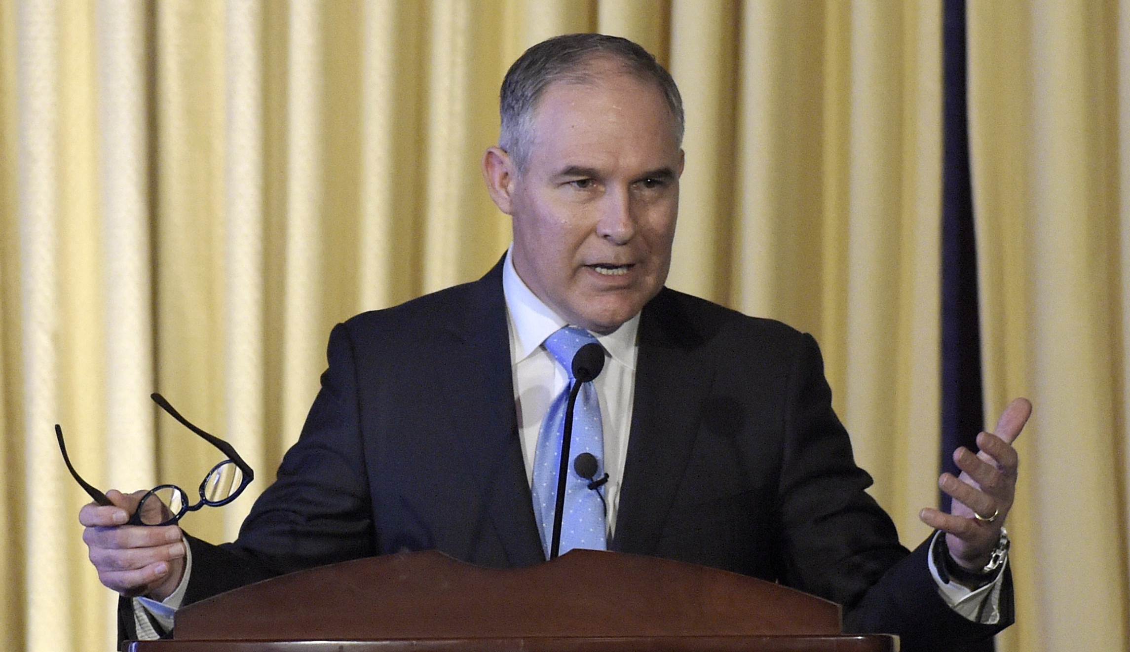 EPA inspector general to investigate Scott Pruitt’s $25,000 private phone booth
