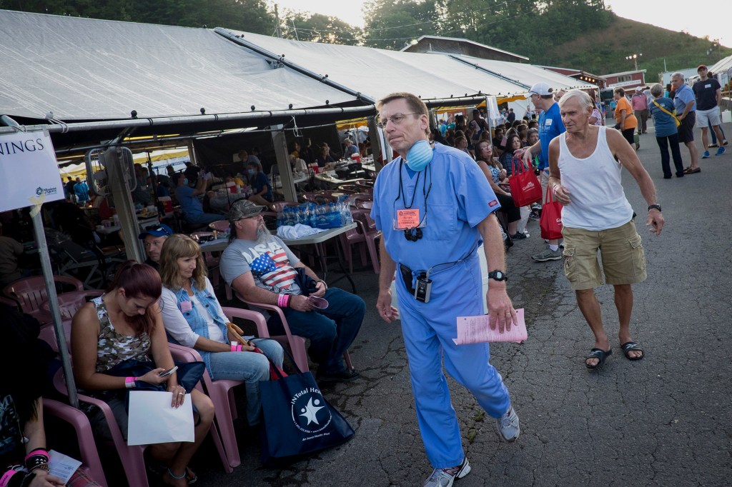 HHS to help small practices