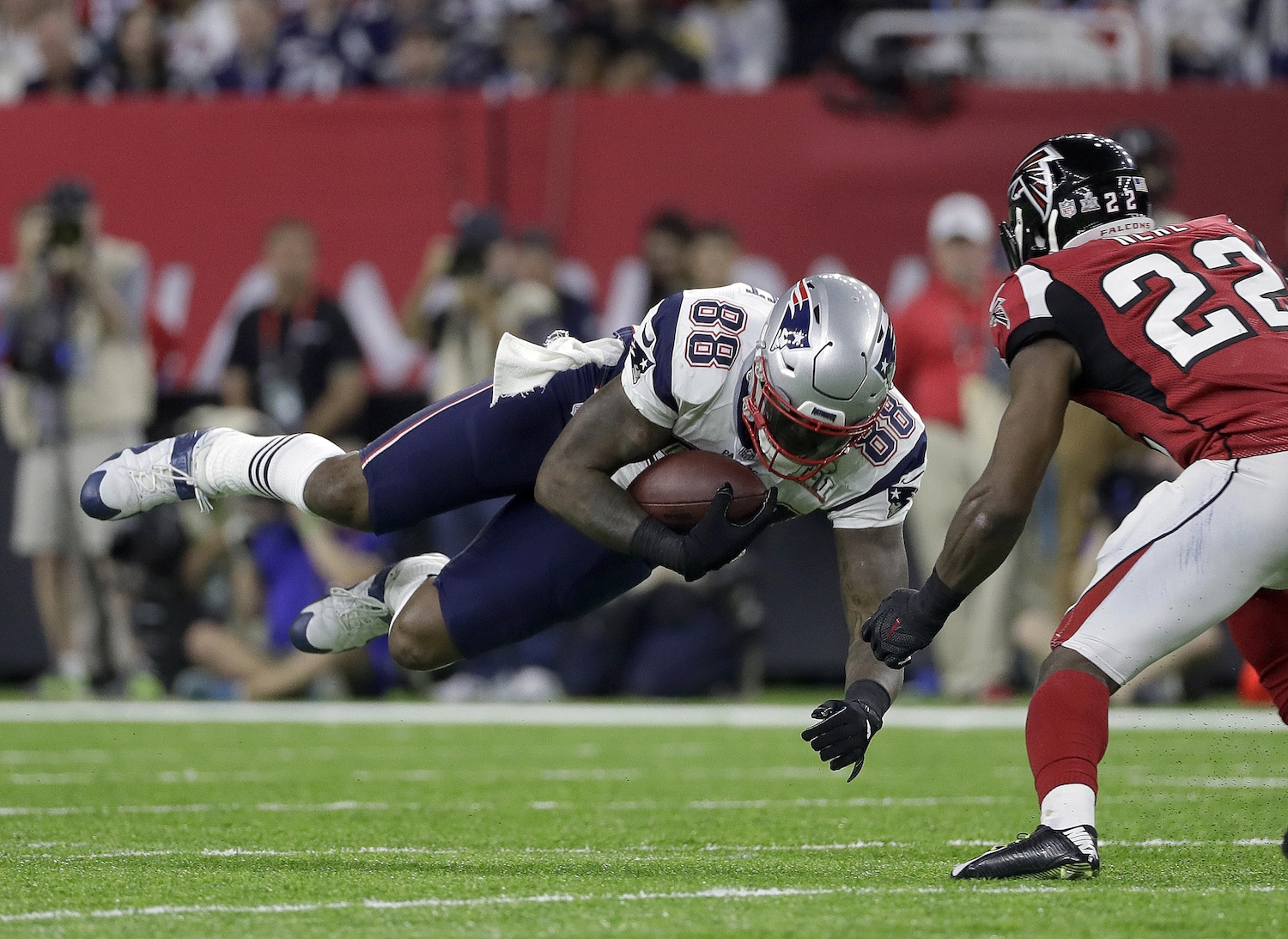 Patriots’ Martellus Bennett to skip White House visit