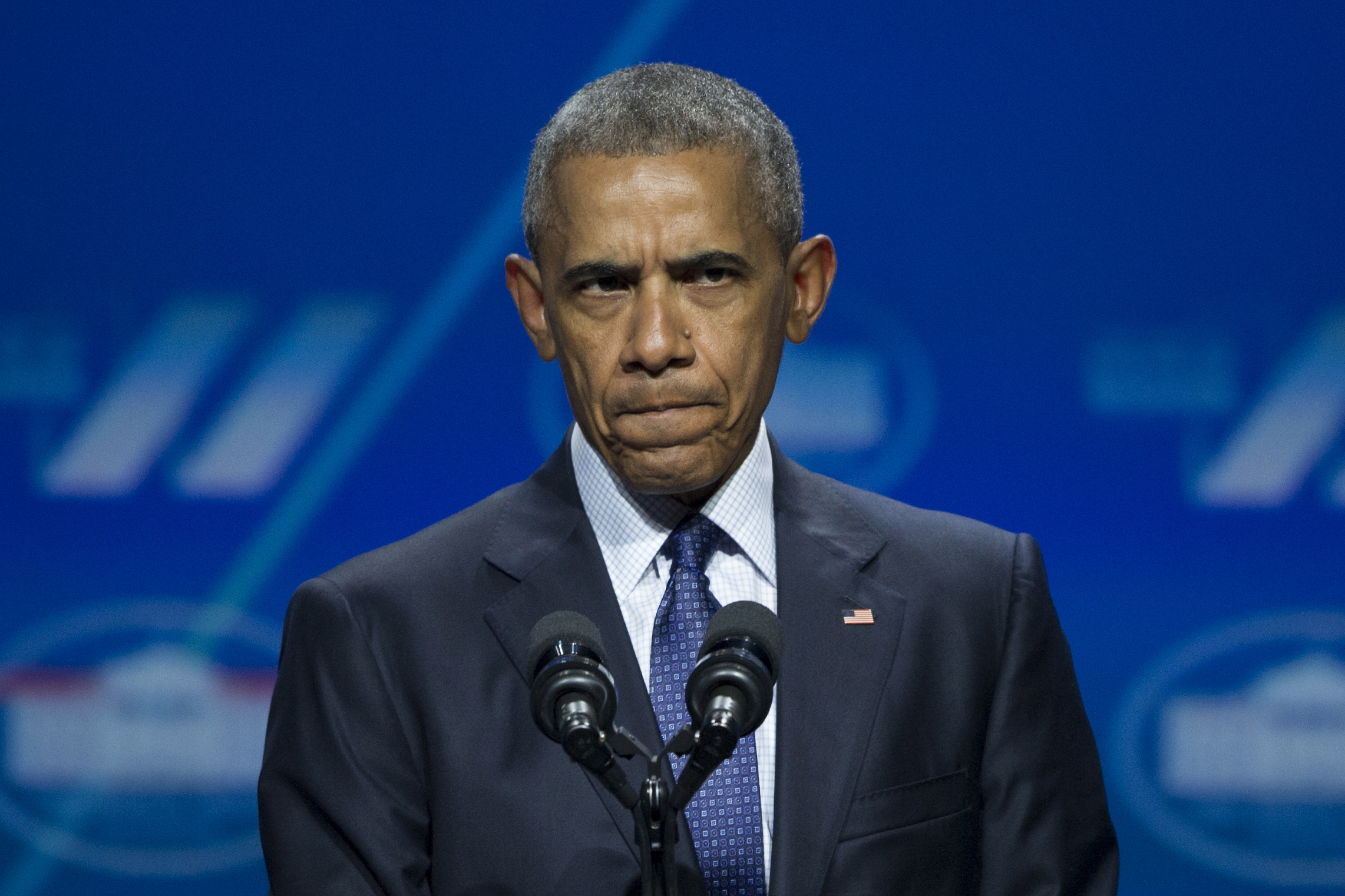 Congress pushes Obama to keep transparency promise