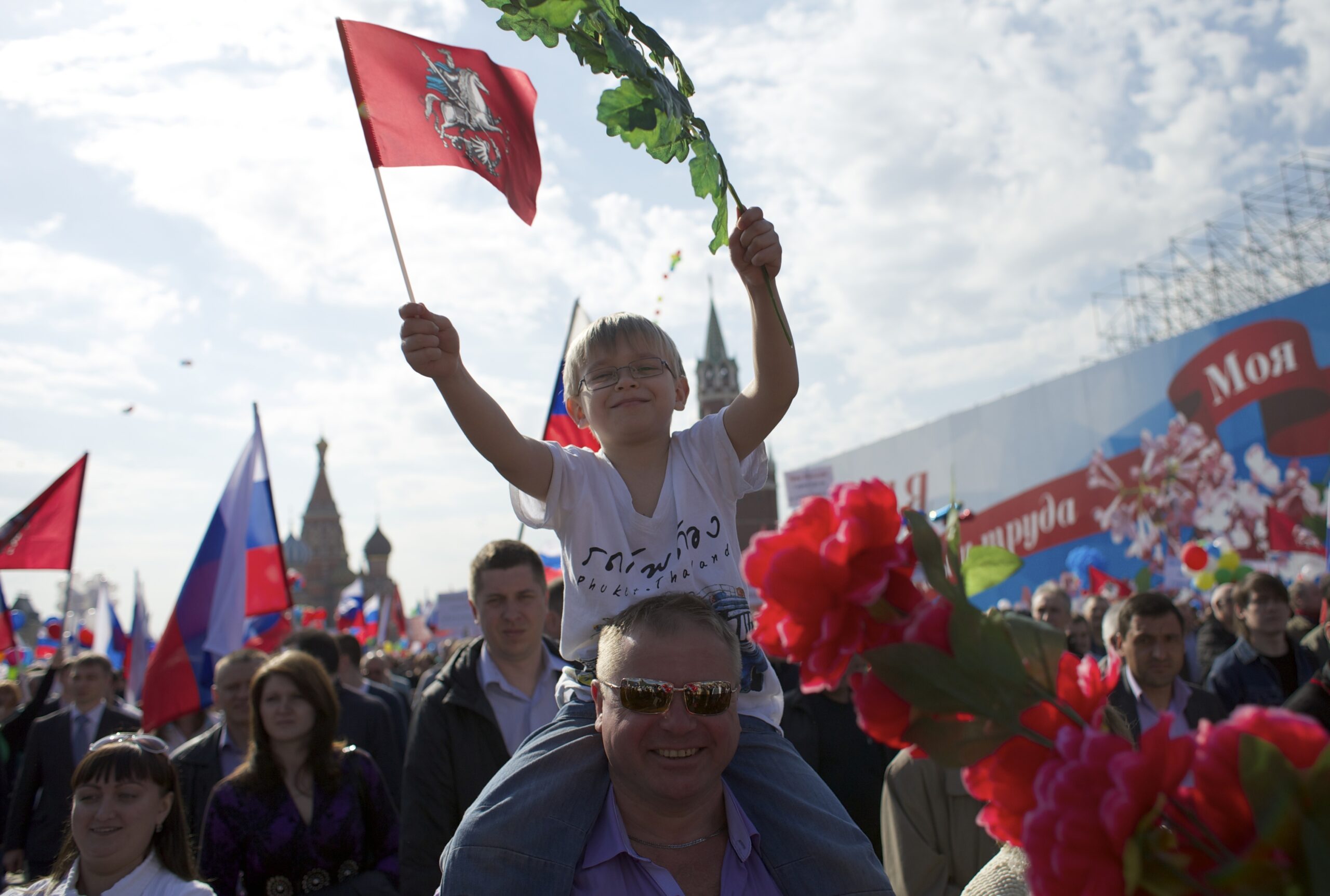 Russia revives May Day parade; violence in Turkey