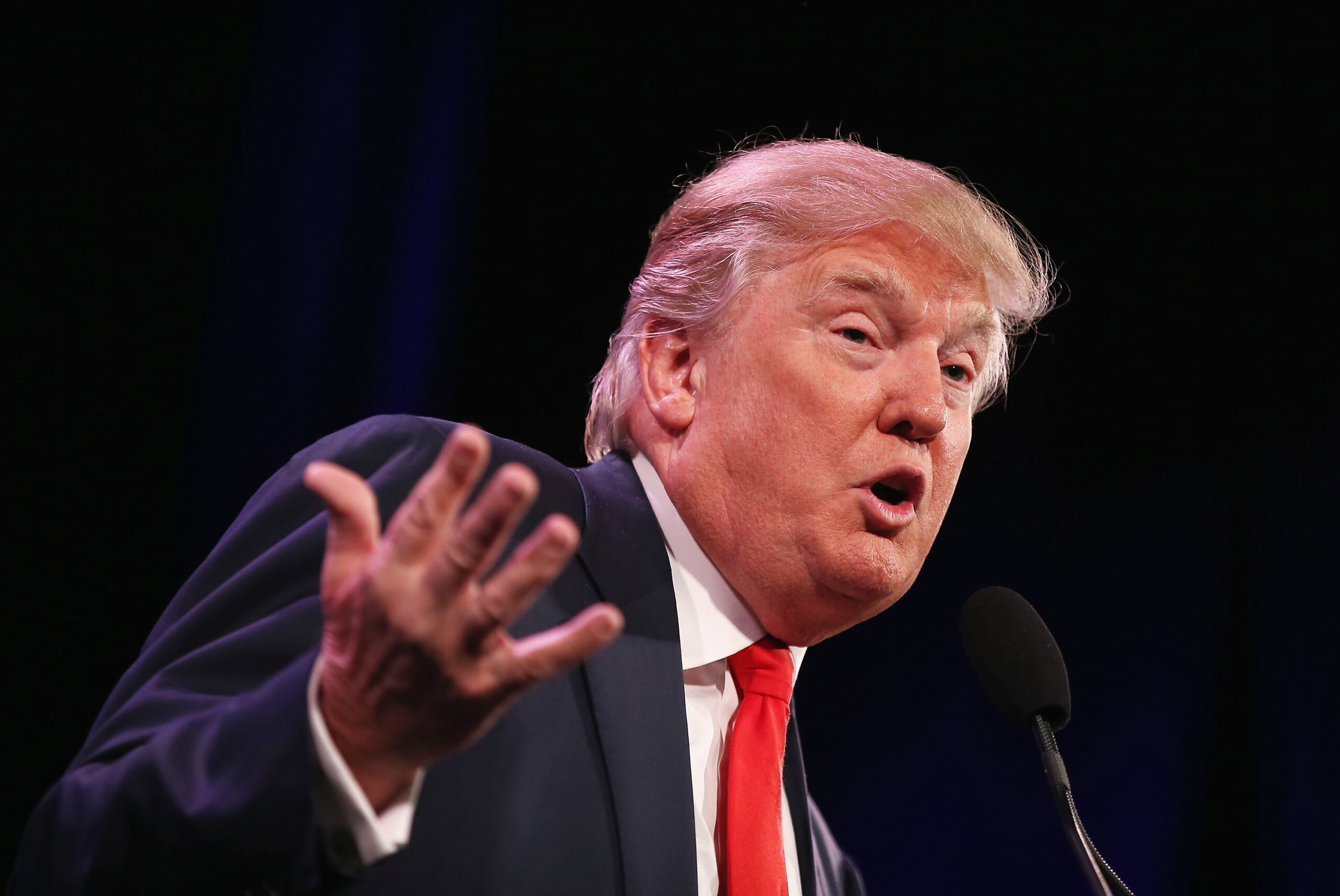 A Donald Trump third-party candidacy could disrupt Republicans — and Democrats