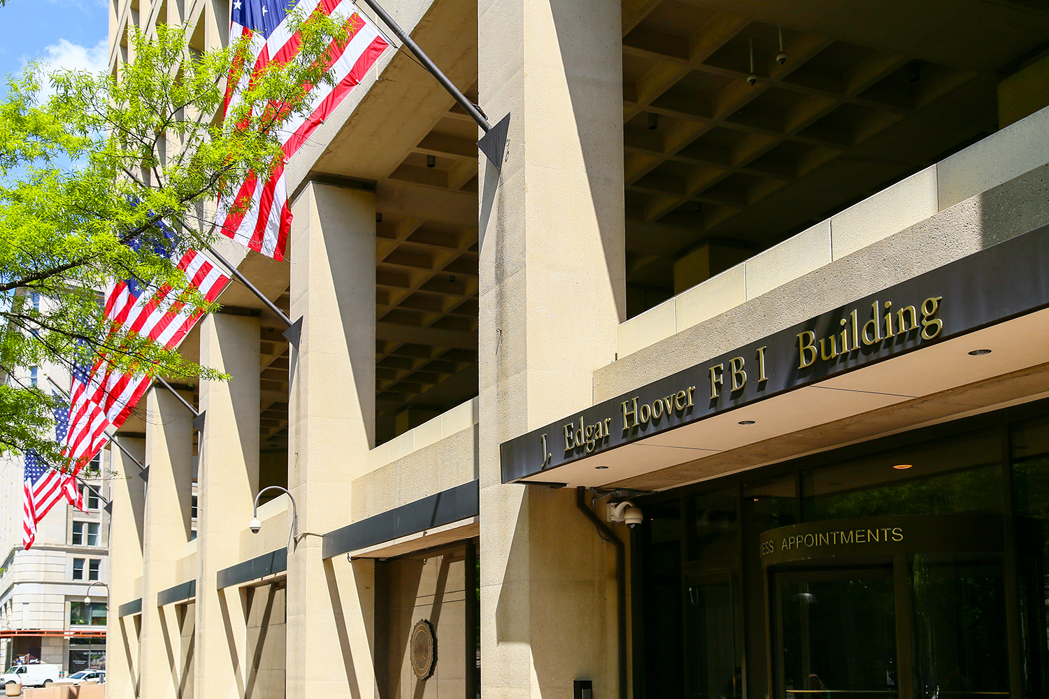 FBI raids house of Washington Post employee accused of impersonating immigration agents