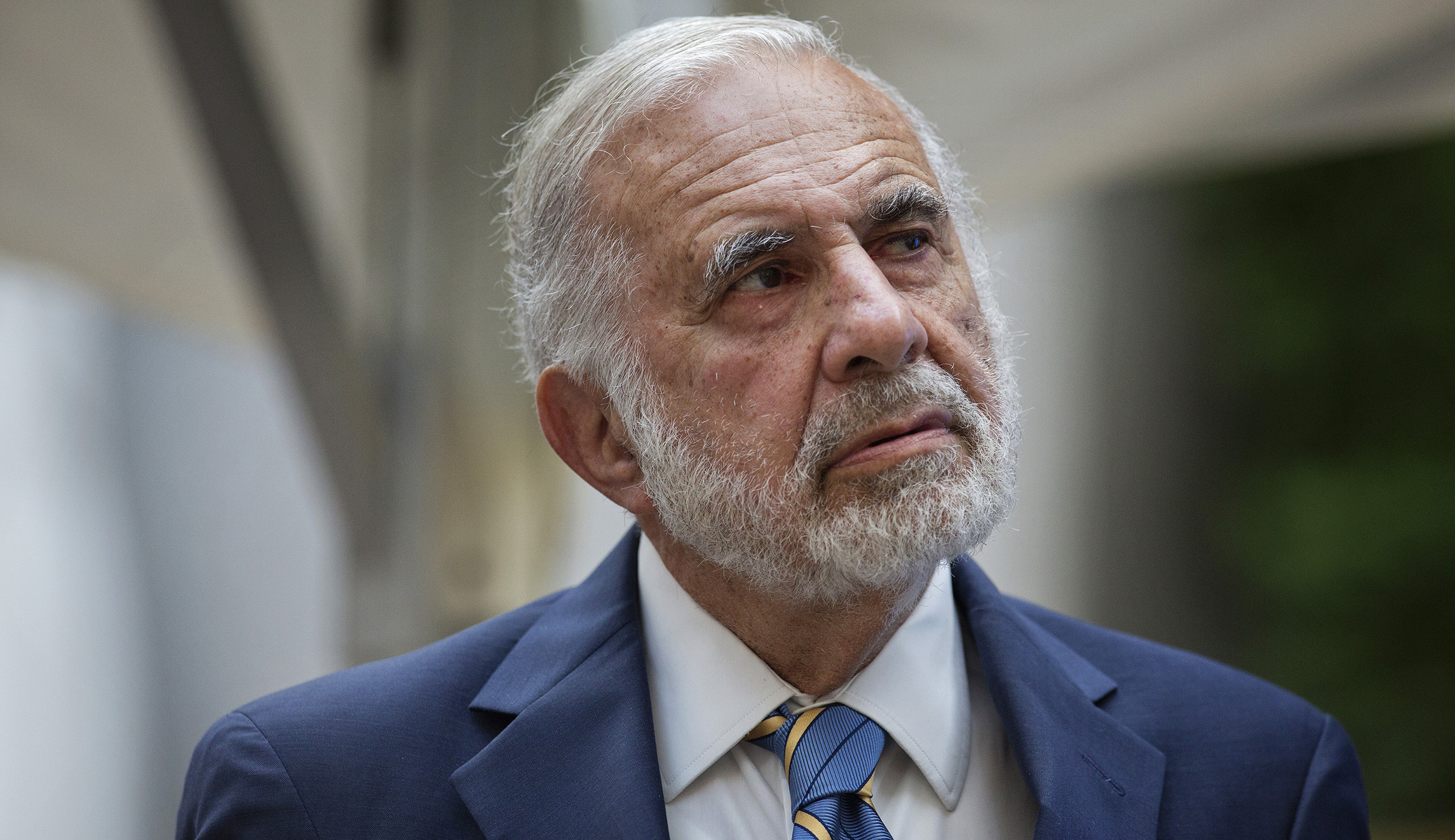 Carl Icahn urges Cigna investors to block $60 billion Express Scripts deal