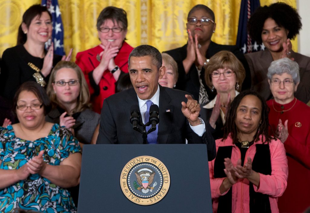 Obama blasts GOP for blocking paycheck fairness bill