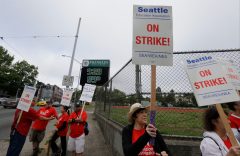 Seattle teachers rally as start of school is delayed