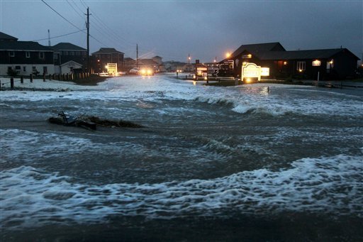 Hurricane Sandy shutters D.C. area