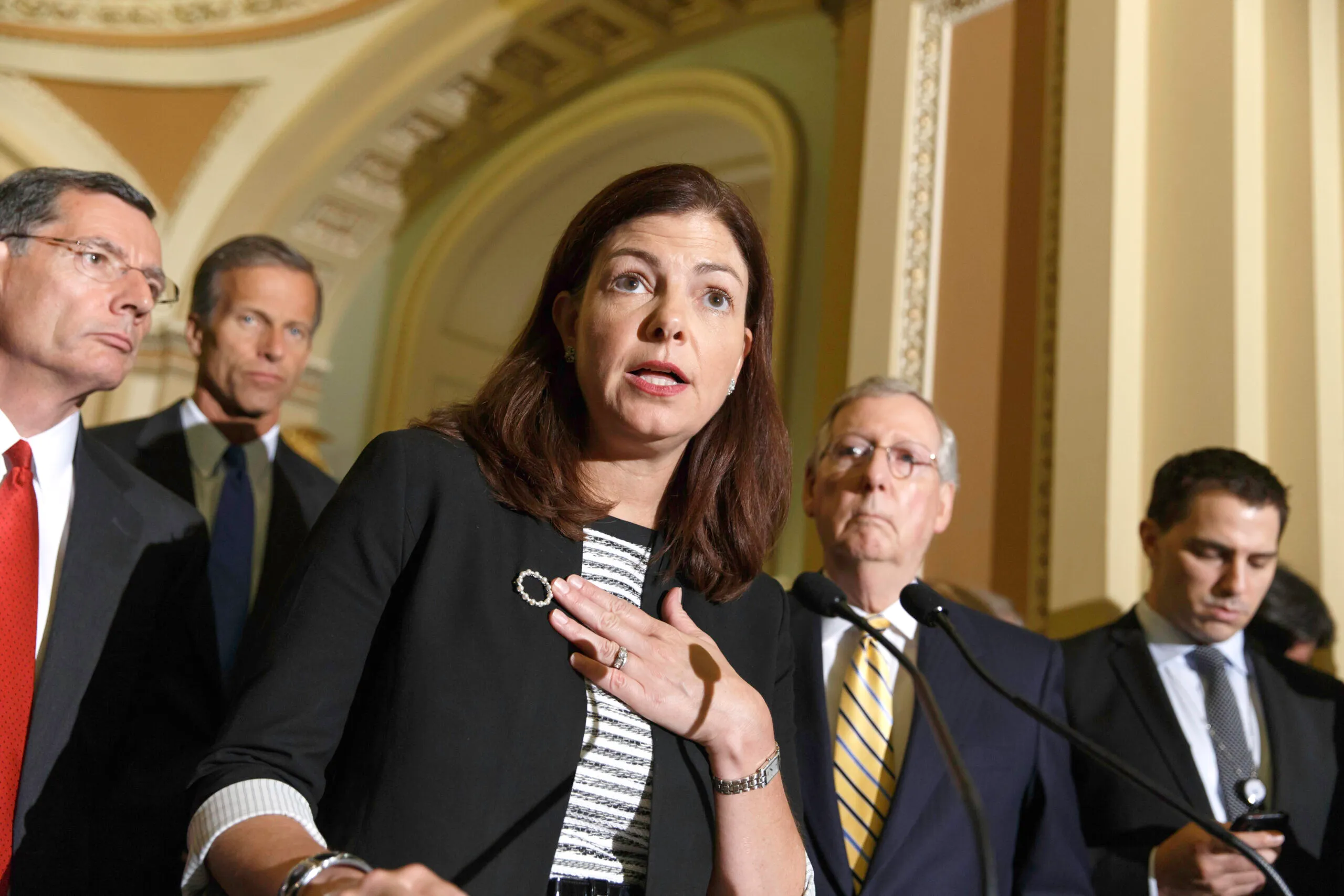 GOP senator raps White House for Gitmo release after Paris attack