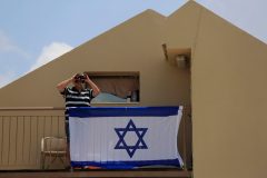 Israeli border towns empty, adjust to new threats