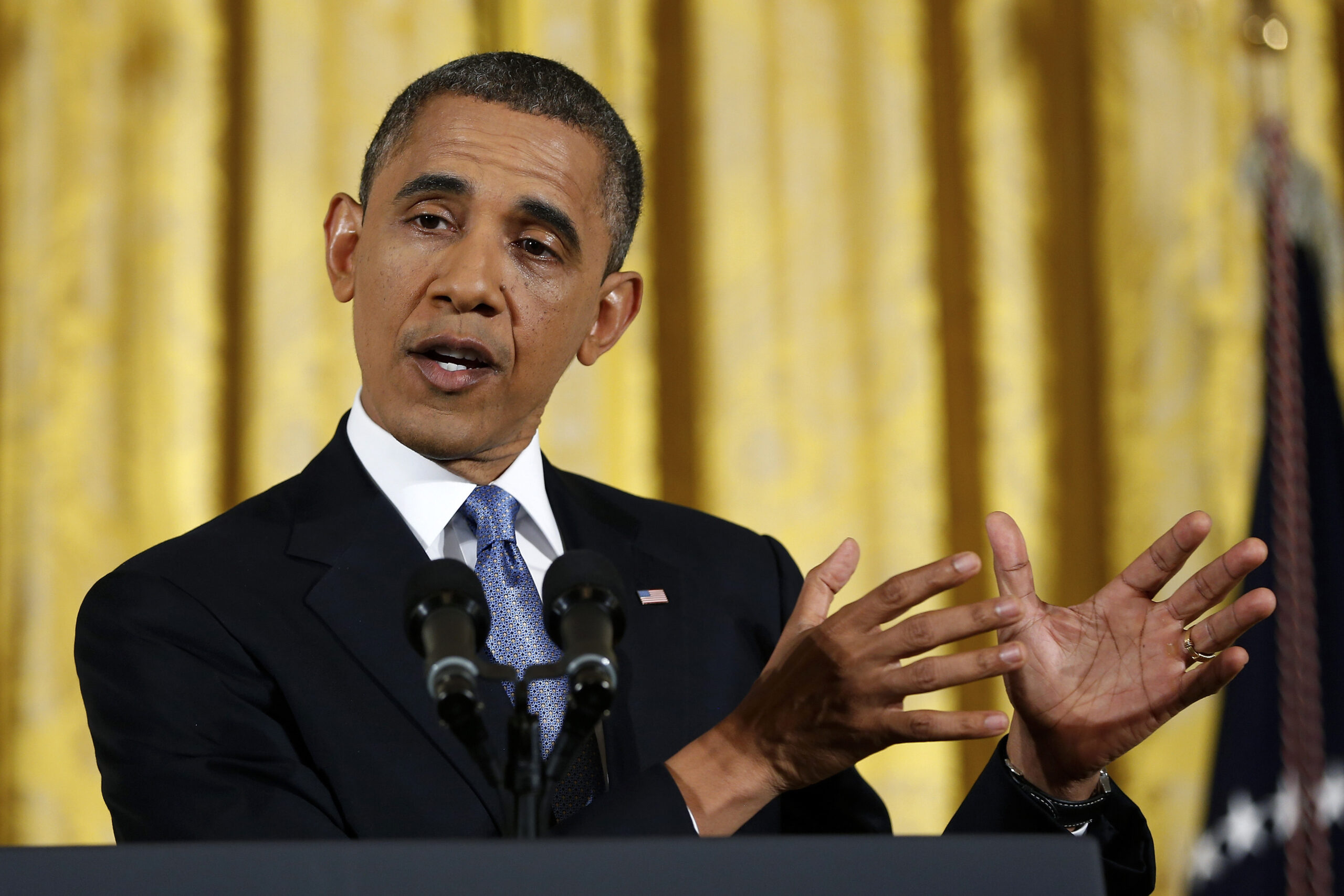 White House: Fiscal cliff failure would raise family’s taxes by $2,200 next year