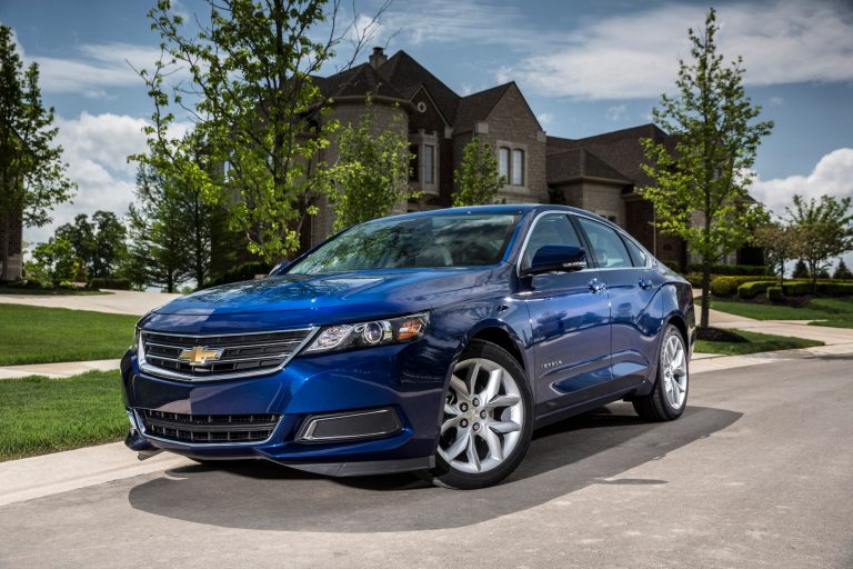 8 vehicles earn top rating for collision warning