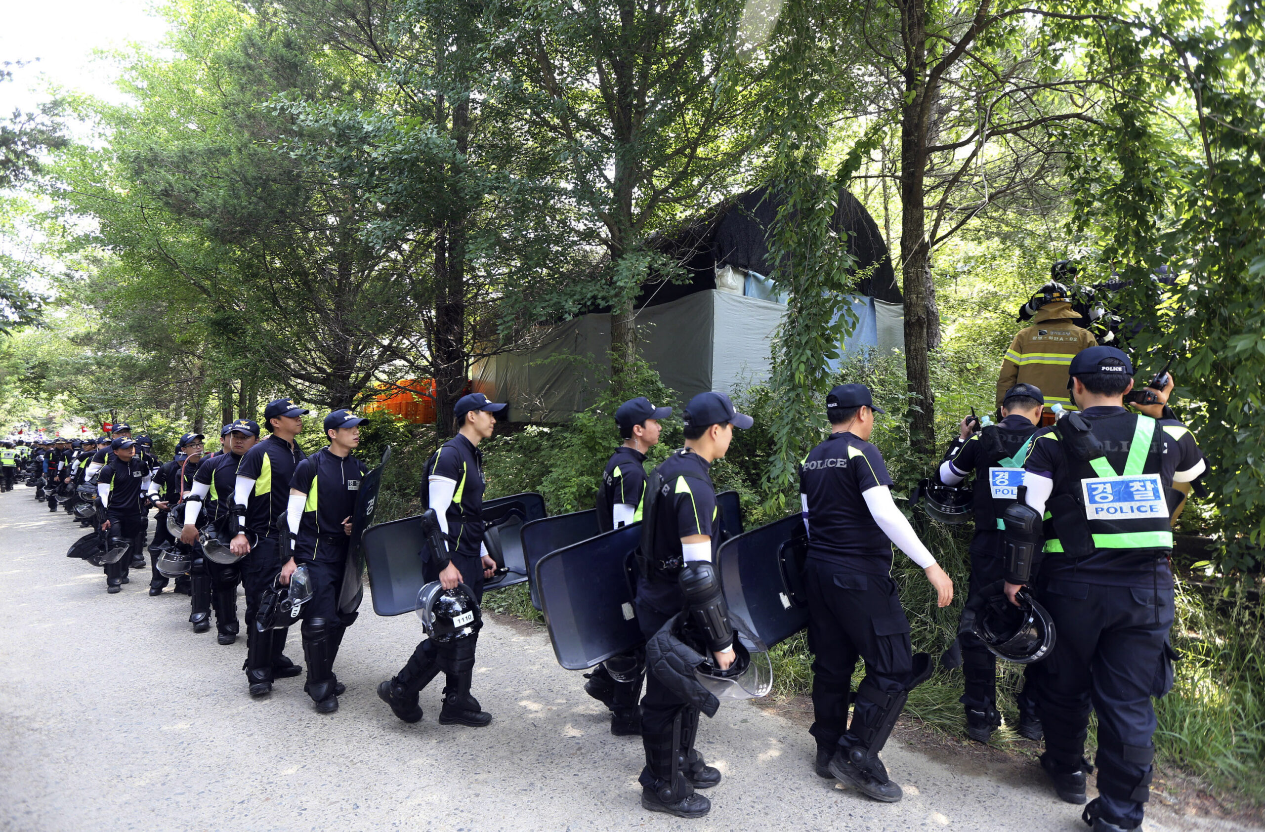 Why so many police used in raid of Korean church?