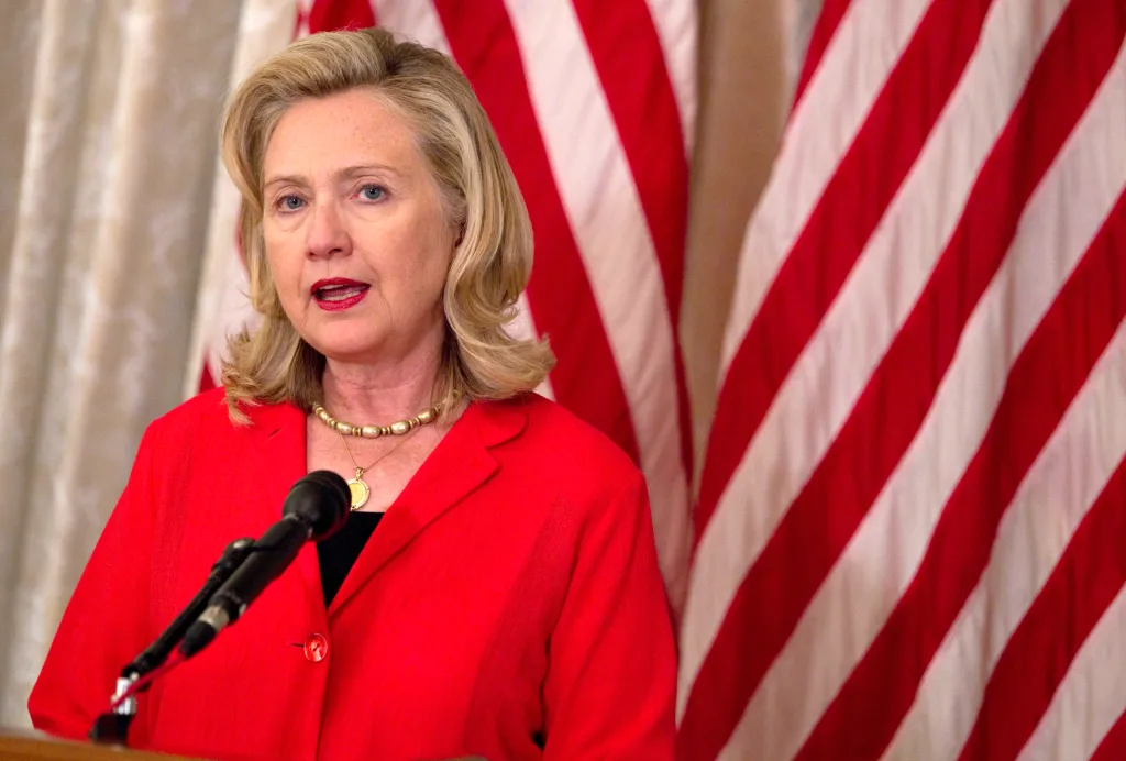 Hillary won’t let Wall Street ‘write its own rules’
